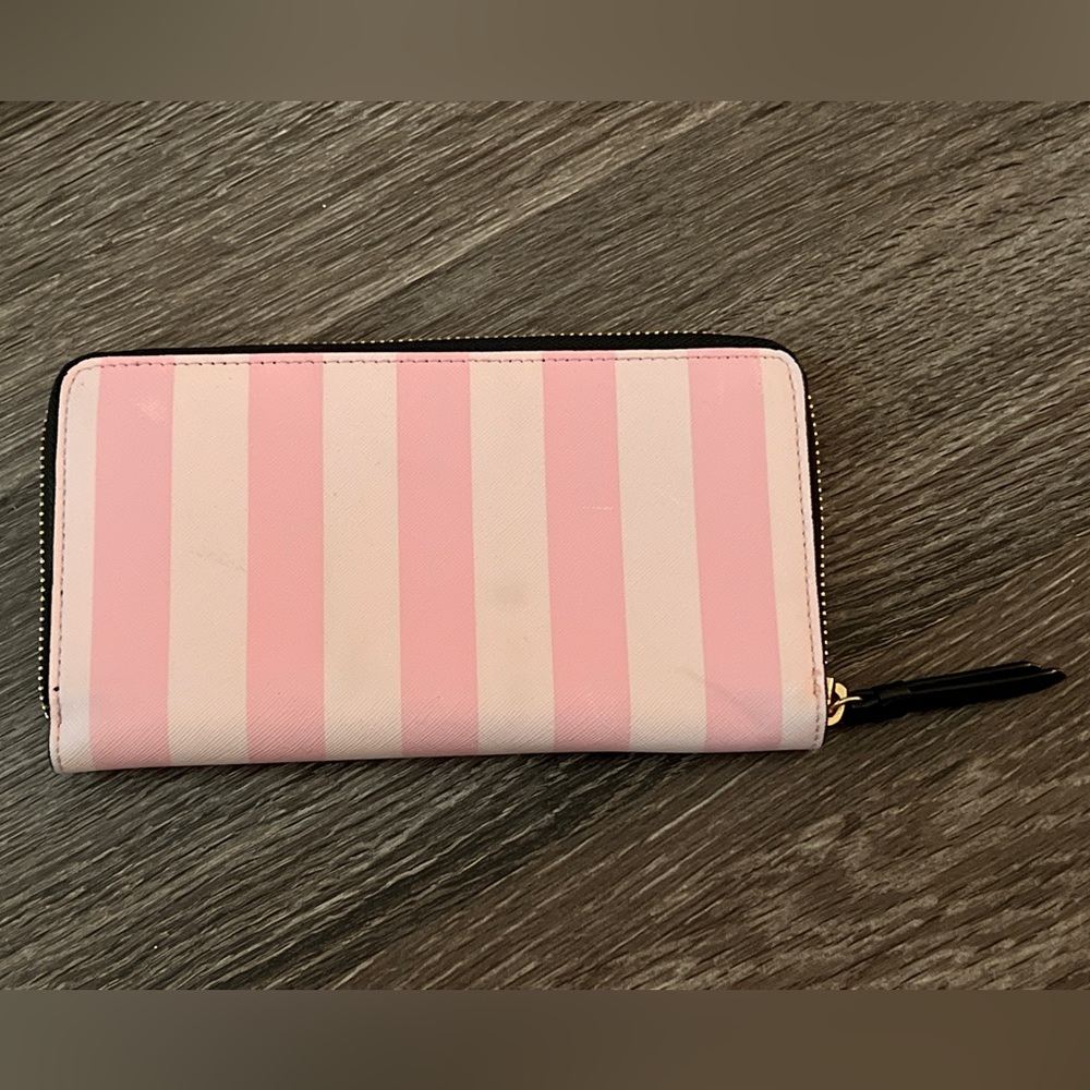 👛✨ Classic Stripe Bundle — Continental & Accordion Wallets, Bag Charm - Picture 10 of 11